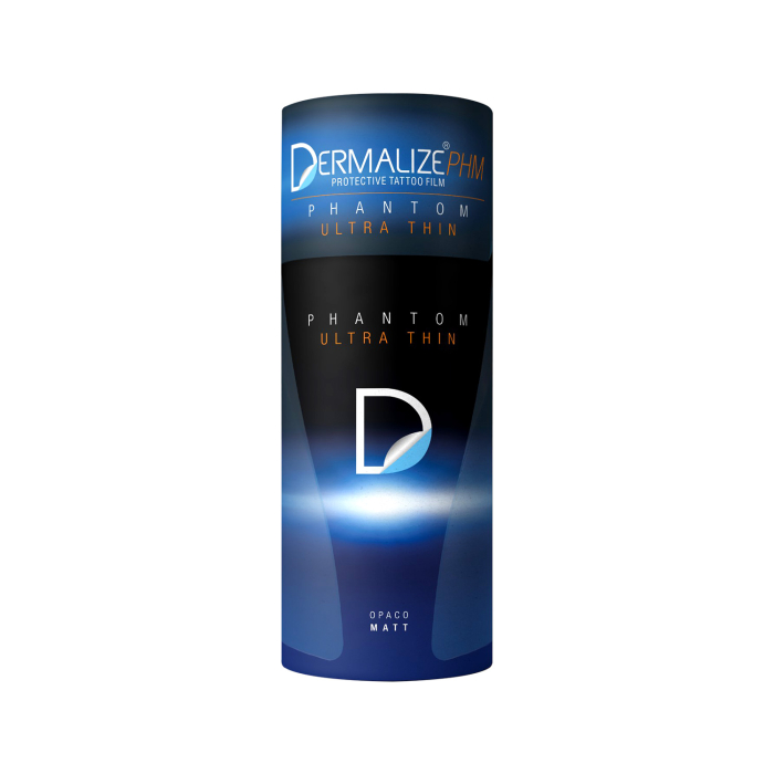 Un récipient cylindrique bleu et noir étiqueté « Dermalize Phantom – Film protecteur ultrafin pour tatouage – 15 cm x 10 m », avec un grand D et les mentions « Opaco » et « Matt » en bas.